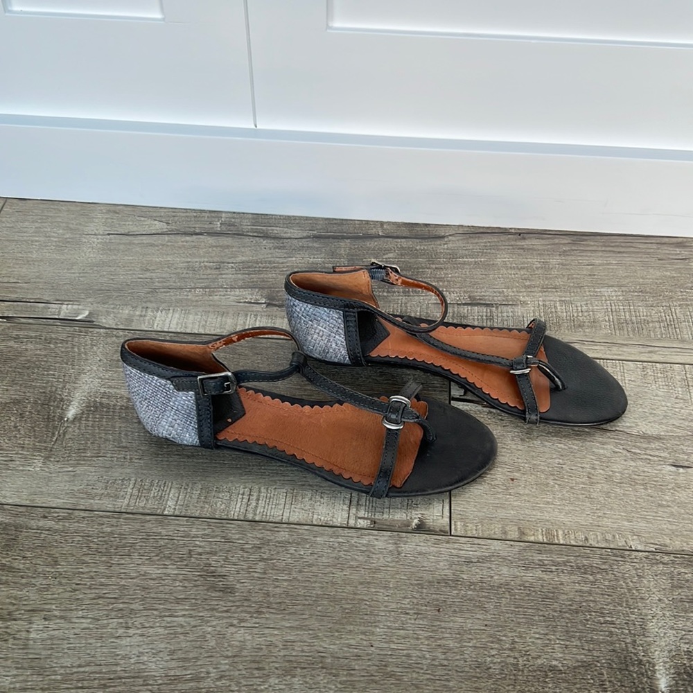 Lucky Brand Gray Tweed Sandals - Size 7